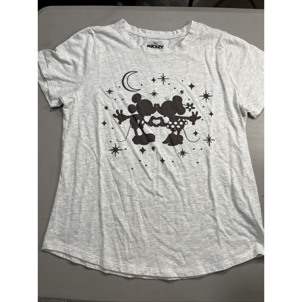 Mickey And Friends T-shirt Women's Size Medium Minnie And Mickey Under The Stars